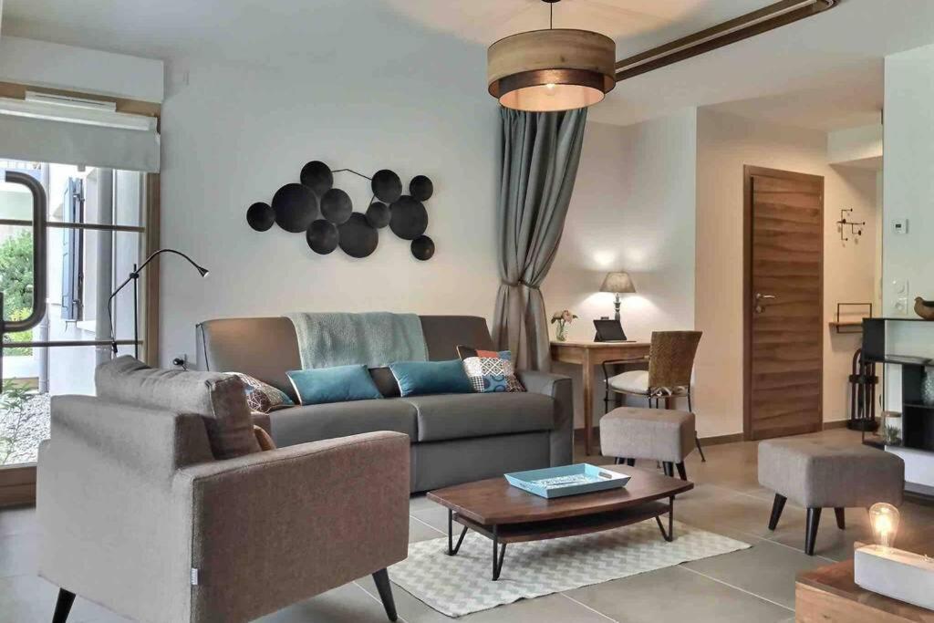 Apartment Tres Bel En Rez De Jardin,