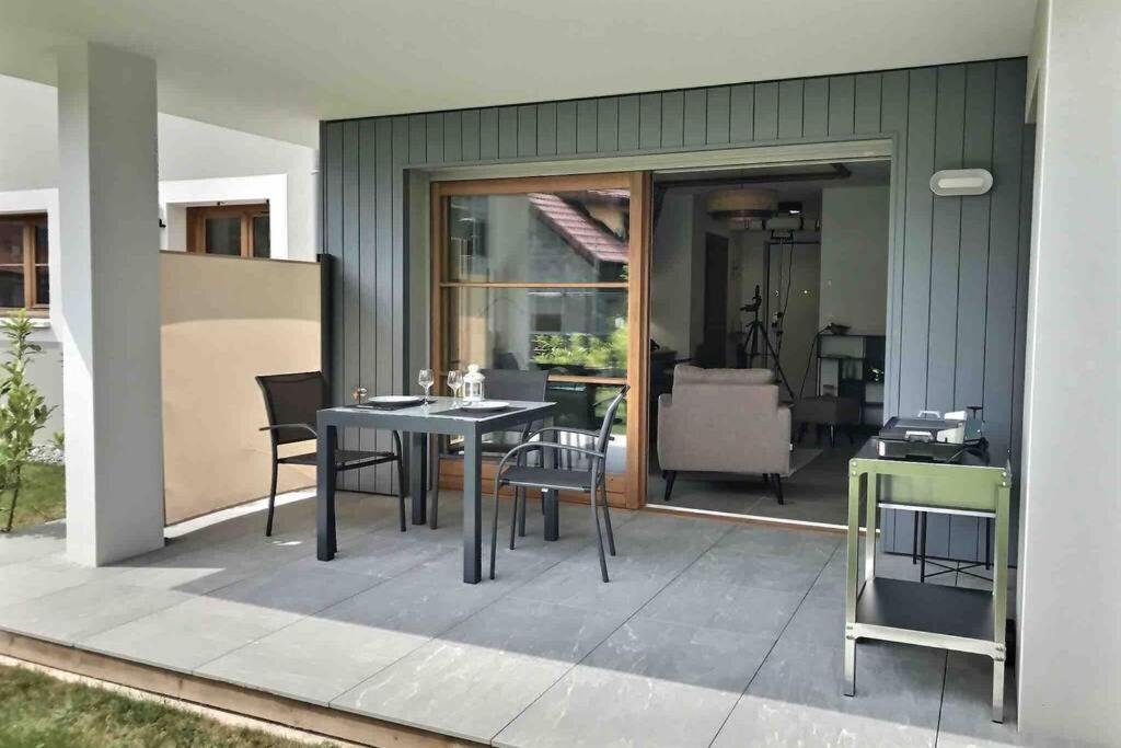 Tres Bel En Rez De Jardin, Apartment Talloires