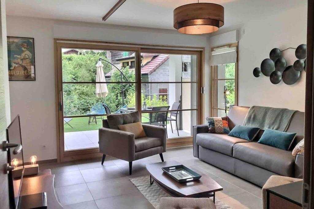 Tres Bel En Rez De Jardin, Apartment *
